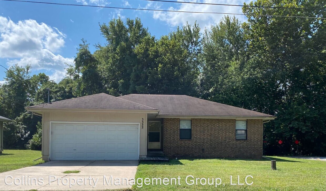 Foto principal - 3 br, 2 bath House - 3332 W Riverside St