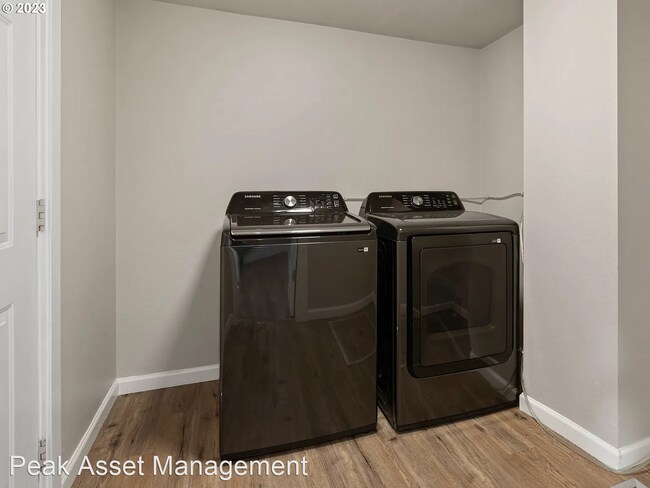 Foto del edificio - 3 br, 2 bath House - 9312 SE Lincoln St