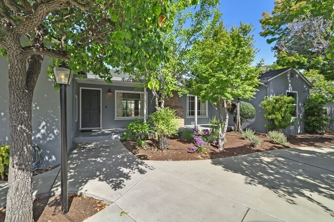 Building Photo - Los Altos 4-Bedroom with Fireplace, EV Hoo...