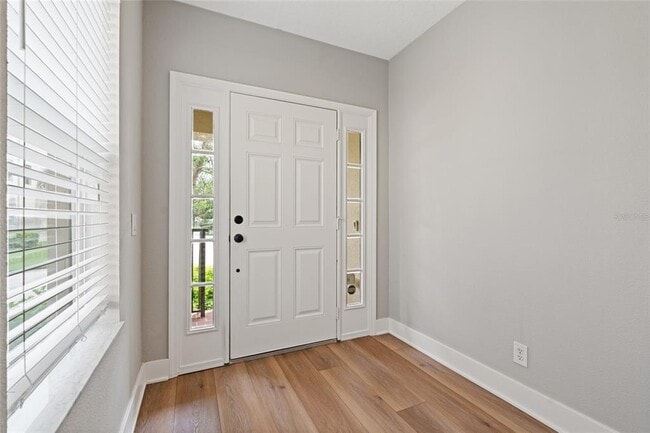 Building Photo - 1129 Venetian Harbor Dr NE