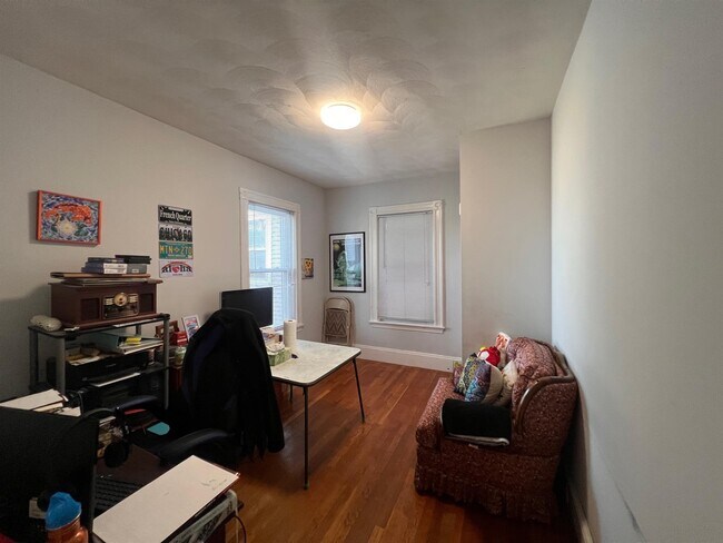 Building Photo - 235 Highland Ave