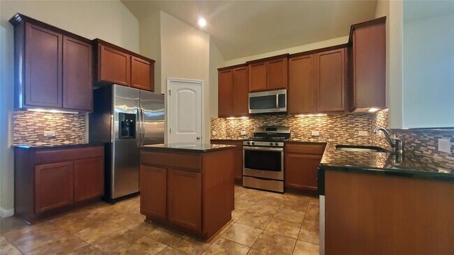 Building Photo - 13812 Loleta Way