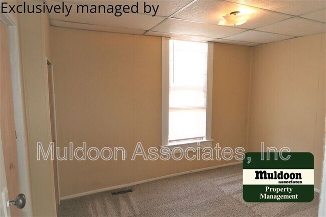 Building Photo - 2812 3rd Ave