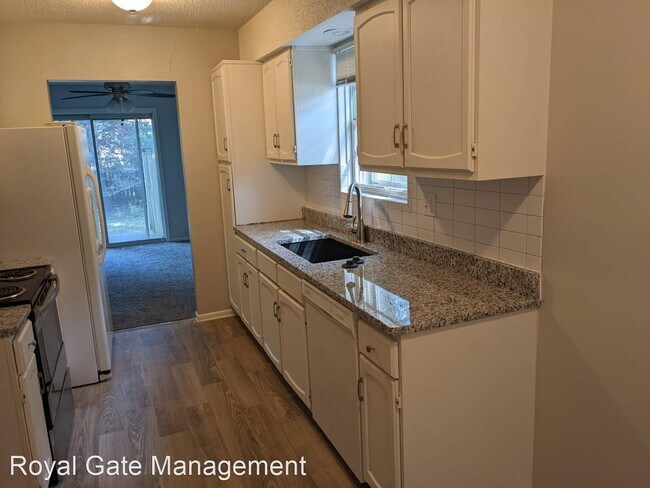 Building Photo - 3 br, 2.5 bath House - 10720 W 88th Terrace