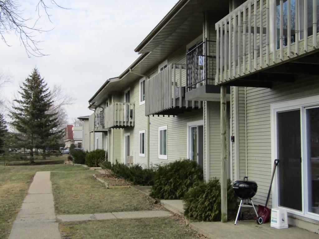 Primary Photo - 6578 Lake Rd