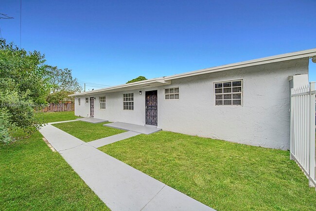 Building Photo - 19112 NW 36th Ave