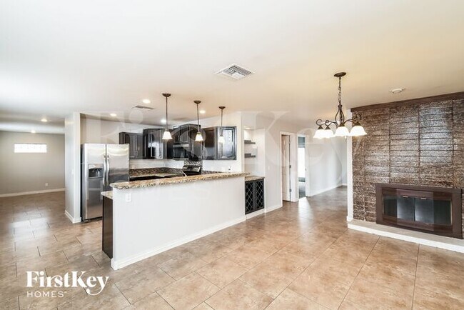 Foto del edificio - 1520 W Bentley St