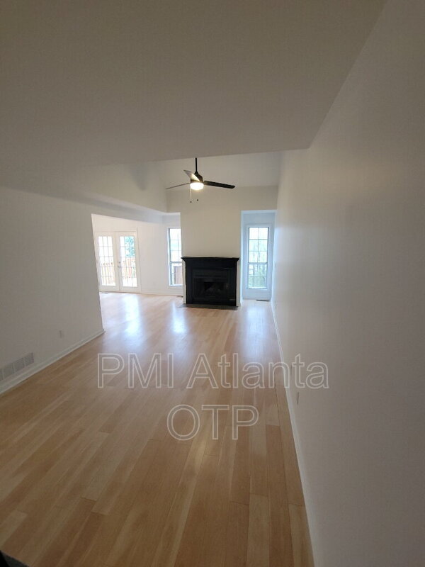 Foto del edificio - 1782 Millview Dr NE