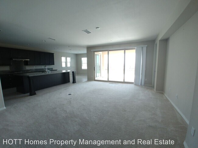 Building Photo - 5 br, 3 bath House - 17065 Branco Drive