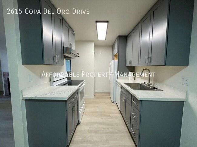 Foto del edificio - 2615 Copa Del Oro Dr