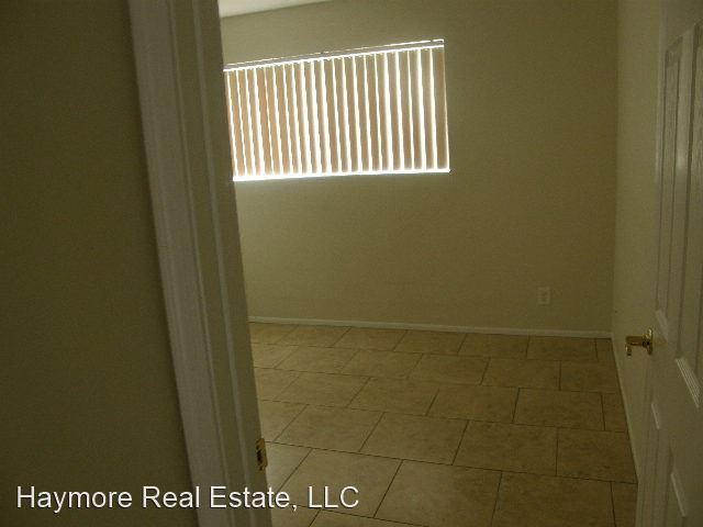Building Photo - 2 br, 1 bath House - 4225 Calle Barona A