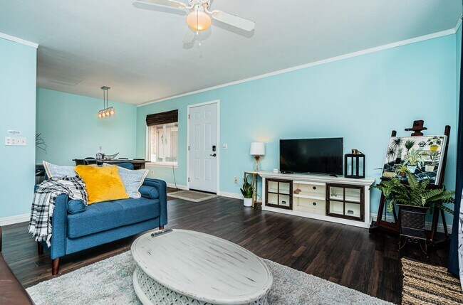 Building Photo - NEW LISTING! Serenity Retreat in San Diego...