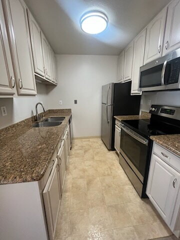 Foto del edificio - "Chic 2-Bed Condo in Walnut Creek with Sleek Granite Countertops - 790 Sq Ft of Modern Living!"