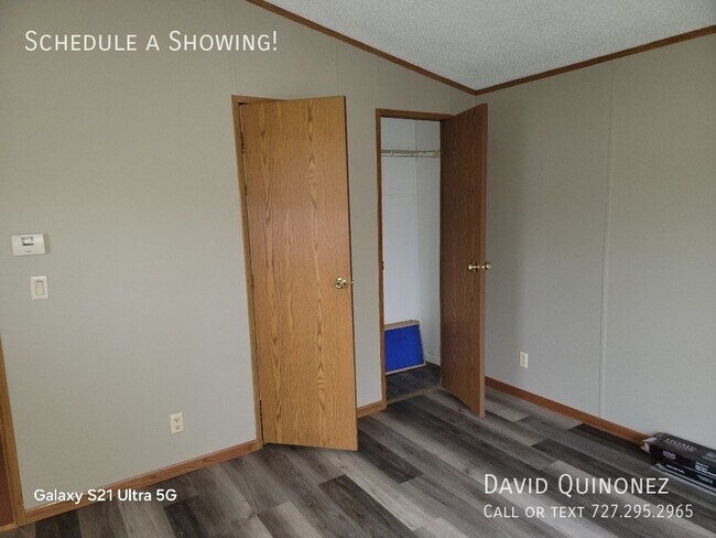 Foto del edificio - Sale Prices Starting at: $36,999 or Lease ...