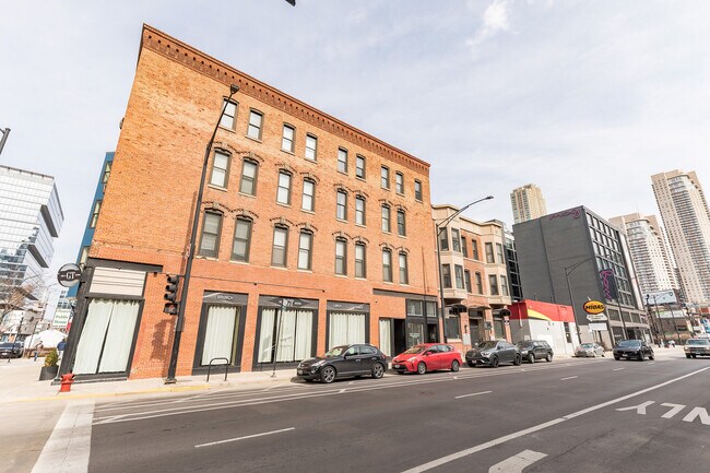 Building Photo - 166 W Grand Ave