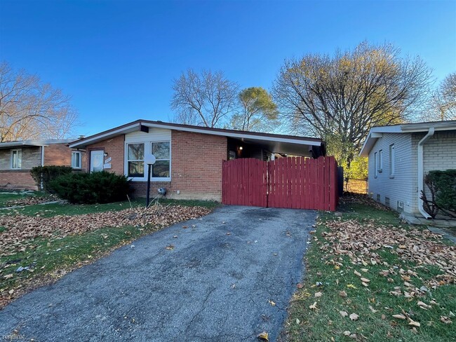 Building Photo - 3 br, 1 bath House - 468 Bay St 468 Bay