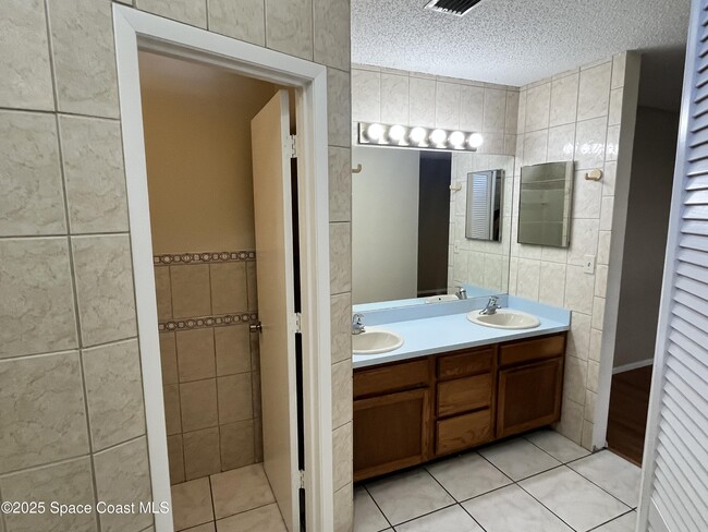 Building Photo - 1186 Lamplighter Dr NW