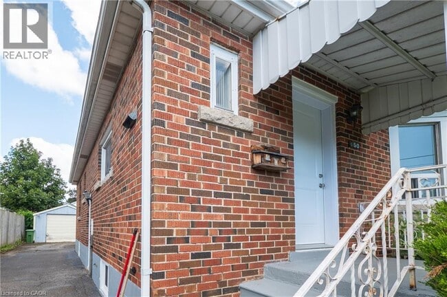 Building Photo - 150 Beland Ave S