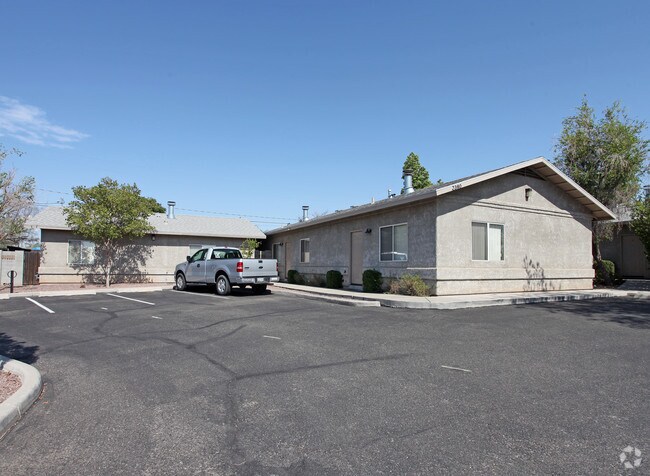 Building Photo - 2320-2380 N 4th Ave