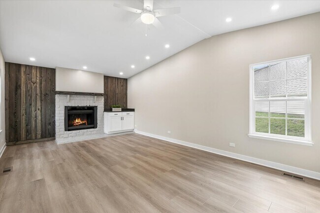 Foto del edificio - 931 Chase Ct