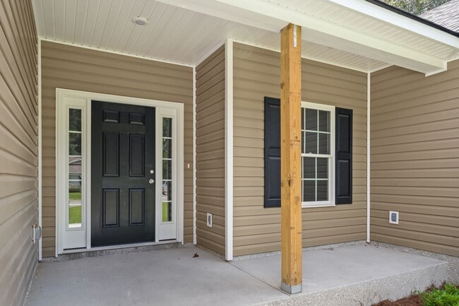 Building Photo - 295 Deer Rd