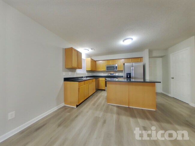 Foto del edificio - 594 Sun Ridge Blvd