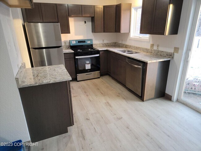 Building Photo - 150 W Heritage Drive