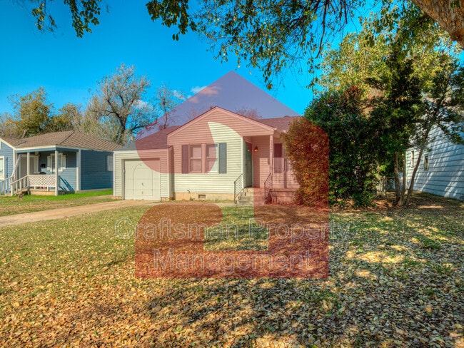 Photo - 3225 NW 33rd St House