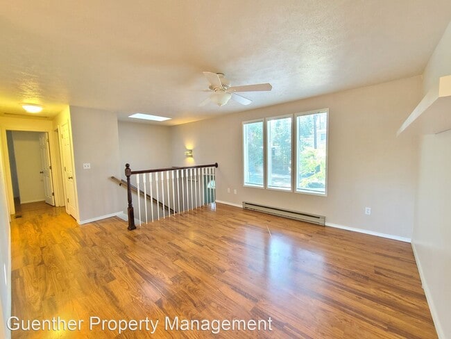 Building Photo - 3 br, 2 bath House - 4107 E Pratt Avenue