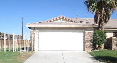 Building Photo - 1310 Ramona Ct