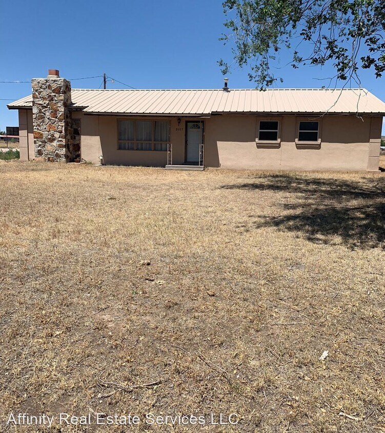 Primary Photo - 3 br, 1 bath House - 3107 Standpipe rd.