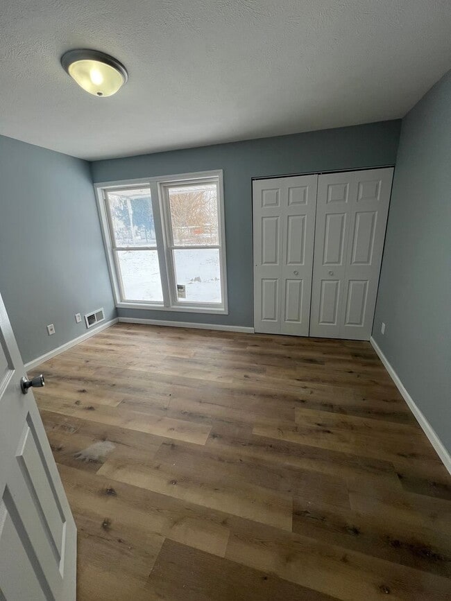 Foto del edificio - 207 Lake St