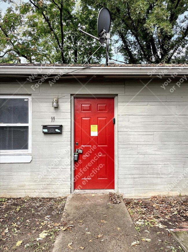 Building Photo - 1256 W 23rd St