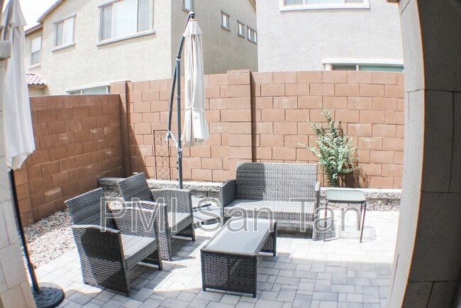 Foto del edificio - 4754 E Olive Ave