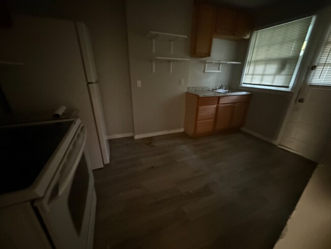 Foto del edificio - 5425 Swope Pkwy