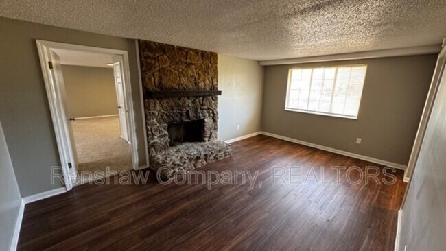 Building Photo - 4385 Ridge Bay Cove