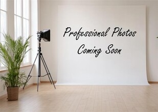 Building Photo - 10848 Astor Dr