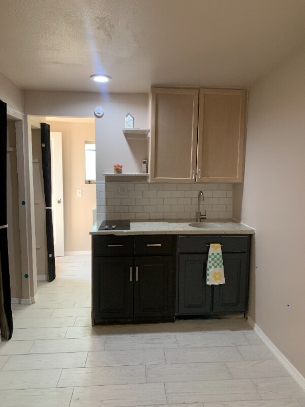 Foto del edificio - 3030 Nashville Ave