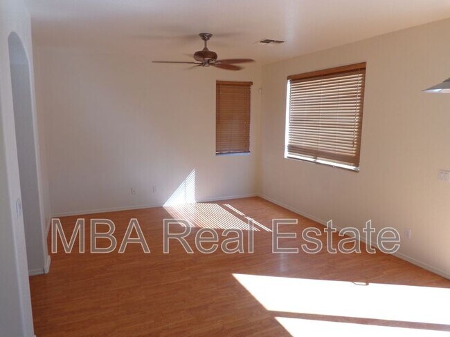 Foto del edificio - 5517 S 11th Pl