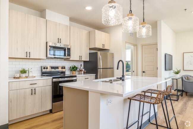 2BR, 2BA - 1,123SF - Kitchen - Fox Hill Senior Living