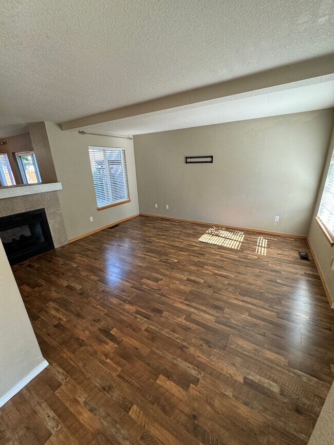 Foto del edificio - 4127 Galena St SE