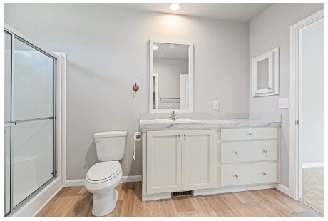 Foto del edificio - 1682 Markham Rd