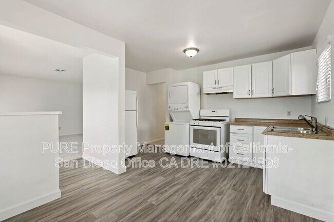 Building Photo - 1316 Iris Ave
