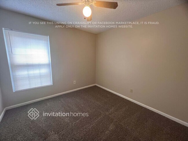 Foto del edificio - 10717 Brice Ct