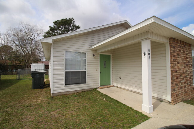 Foto del edificio - 3-Bedroom Patio Home in SW Pensacola – Con...