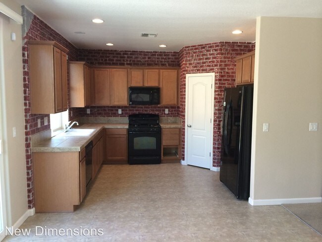 Building Photo - 4 br, 2.5 bath House - 3990 Redwood Burl Lane