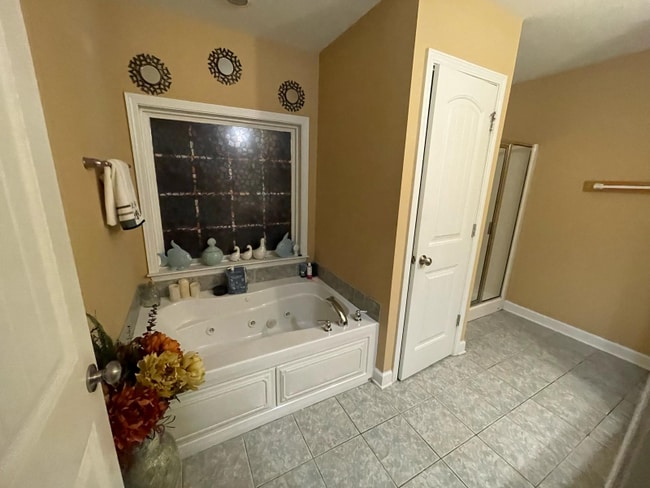 Building Photo - 879 Vandenburg Dr