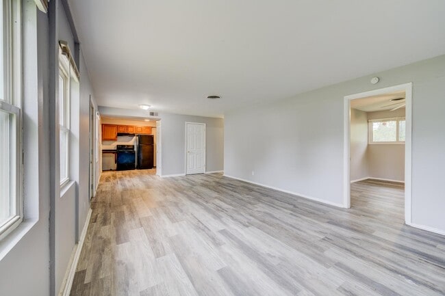 Building Photo - 6837 St Olaf Dr