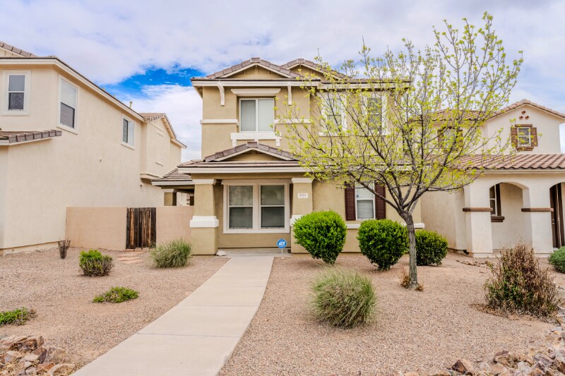 Primary Photo - 294 W Paseo Celestial