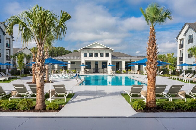 Foto del edificio - Hawthorne at Holly Ridge